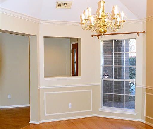 3rd image of 6746 Wildacre Dr