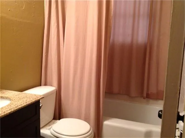 1710 Oxford St — Photo 7