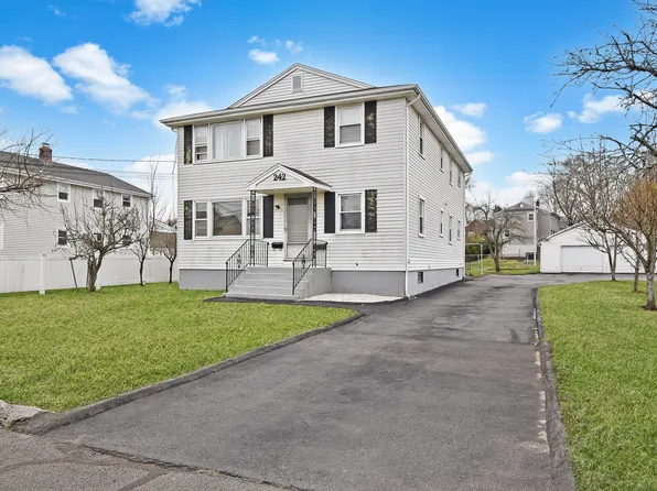 242 Oakland Avenue, New Britain, CT 06053