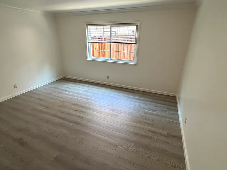 124 Buckthorn Way #4 — Photo 7