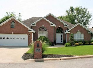 1706 Robinwood St, Paragould, AR 72450