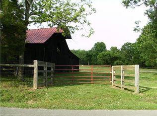 4293 Fairview Rd, Columbia, TN 38401