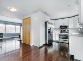 5039 W Clayton Rd, Fitchburg, WI 53711