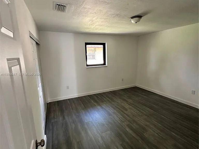 3689 William Ave #3689 — Photo 9