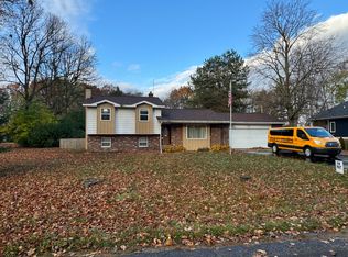 6461 Marinell Dr, Saginaw, MI 48604