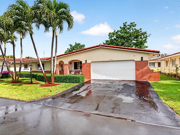 4th image of 1255 NW 44th Street