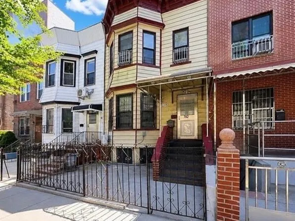 762 50th St, Brooklyn, NY 11220