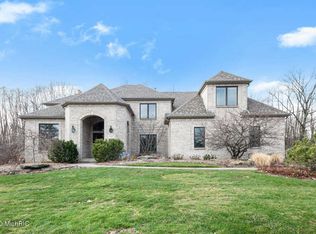 1695 Flowers Mill Dr NE, Grand Rapids, MI 49525