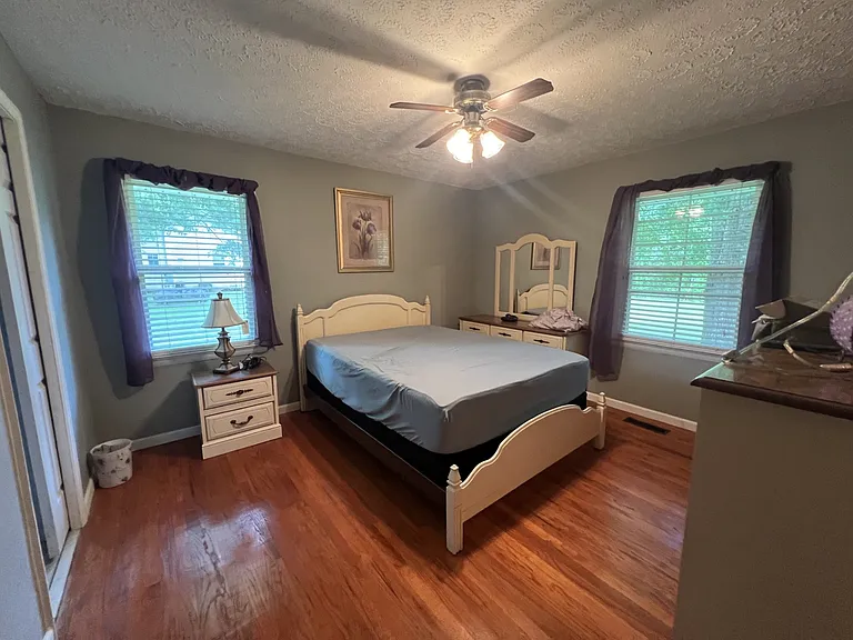 429 N Thornton Rd — Photo 17