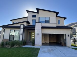 5661 N Valley View Rd, Lehi, UT 84043