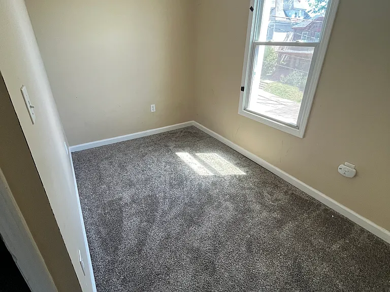 1412 Fallowfield Ave — Photo 13