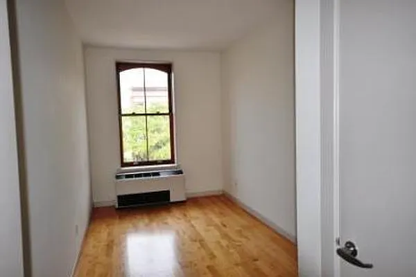Rented by Corcoran | media 42