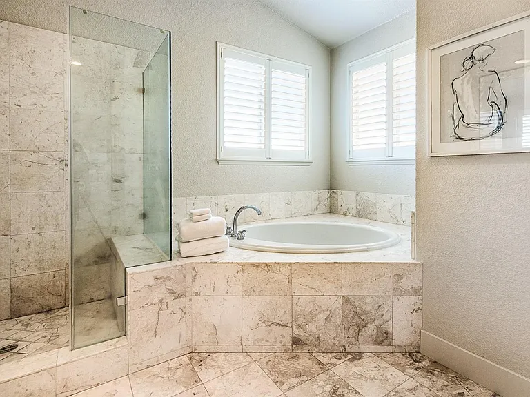 704 Hunt Ave — Photo 46
