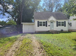 1352 E Stanford St, Springfield, MO 65804