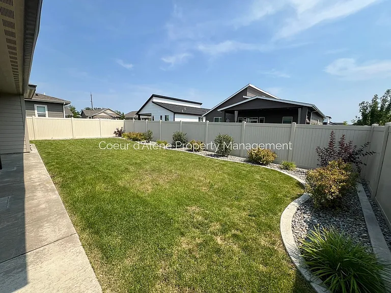 246 N Olivewood Ln — Photo 20