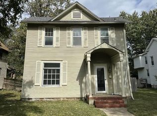 1723 Morgan Ave, Parsons, KS 67357