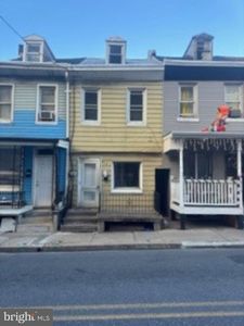 917 Cotton St, Reading, PA, 19602
