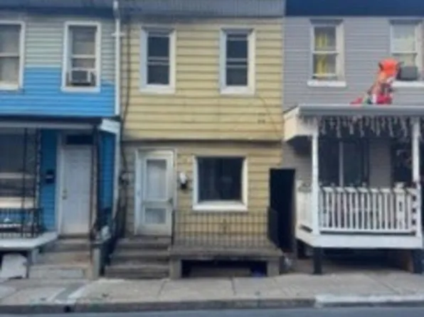 917 Cotton St, Reading, PA 19602