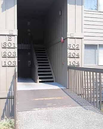 3rd image of 780 NE Mesa Ln APT E203