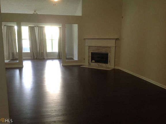 4th image of 5690 Cove Ln