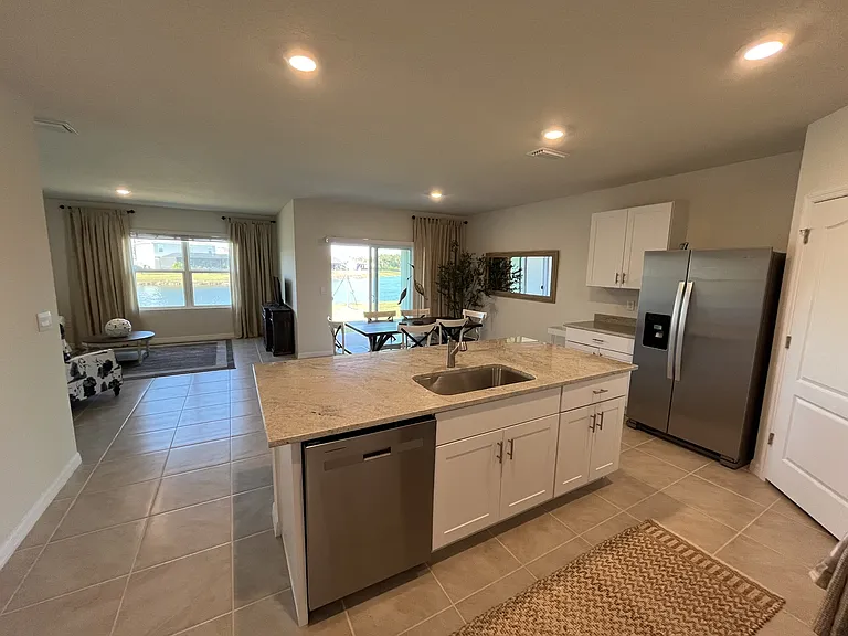 2219 Lake Preserve Cir — Photo 40