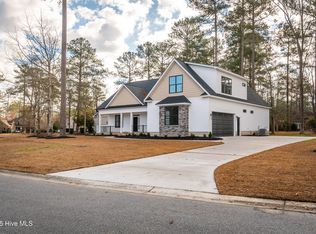 116 Perquimans Dr, Chocowinity, NC 27817