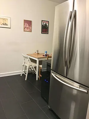 Rented by Century 21 Metropolitan | media 72