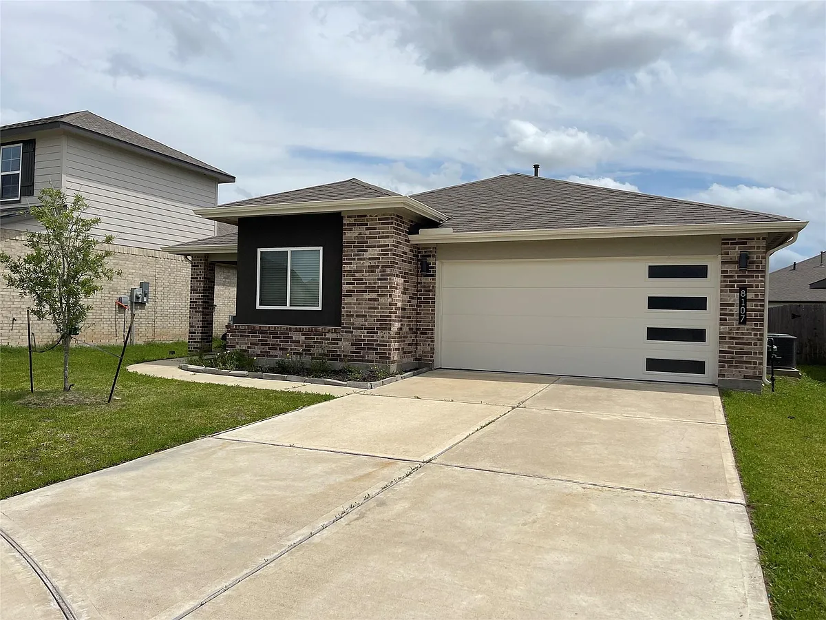 Building Photo - 8107 Sugar Cane Ln