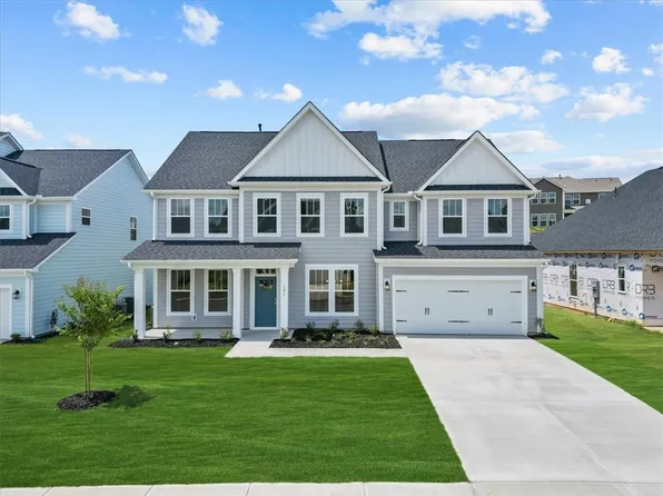 121 Wells Crossing Ln, Seneca, SC 29678