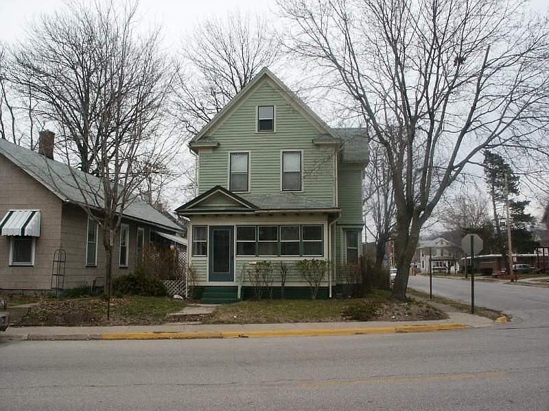 2nd image of 859 17th St