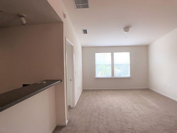 5th image of 8188 Cabin Lake Cir Unit 107