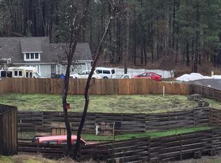 279 Too Far South Ln, Cave Junction, OR 97523