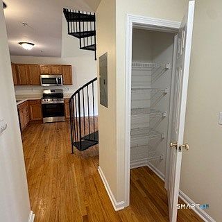 3rd image of 670 Boston Post Rd APT 1