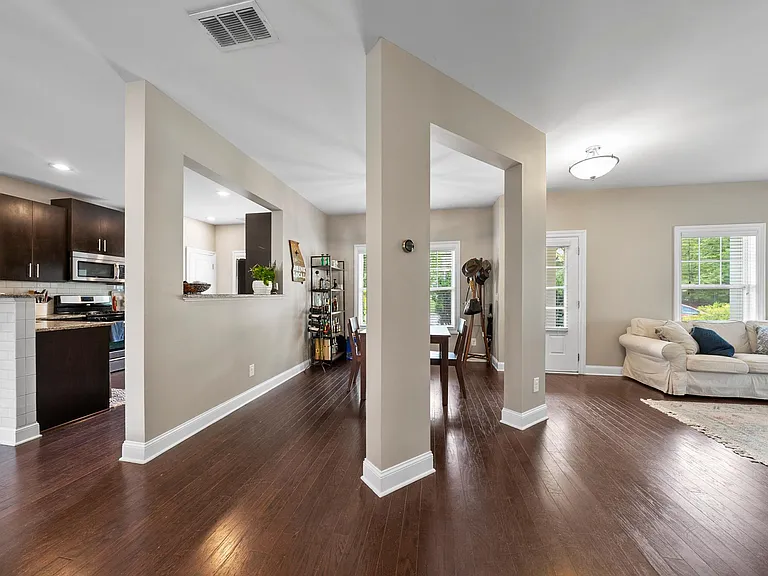1738 Hollingsworth Blvd NW — Photo 7