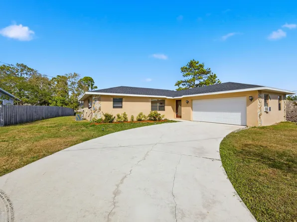 569 SE Fallon Drive, Port St Lucie, FL 34983