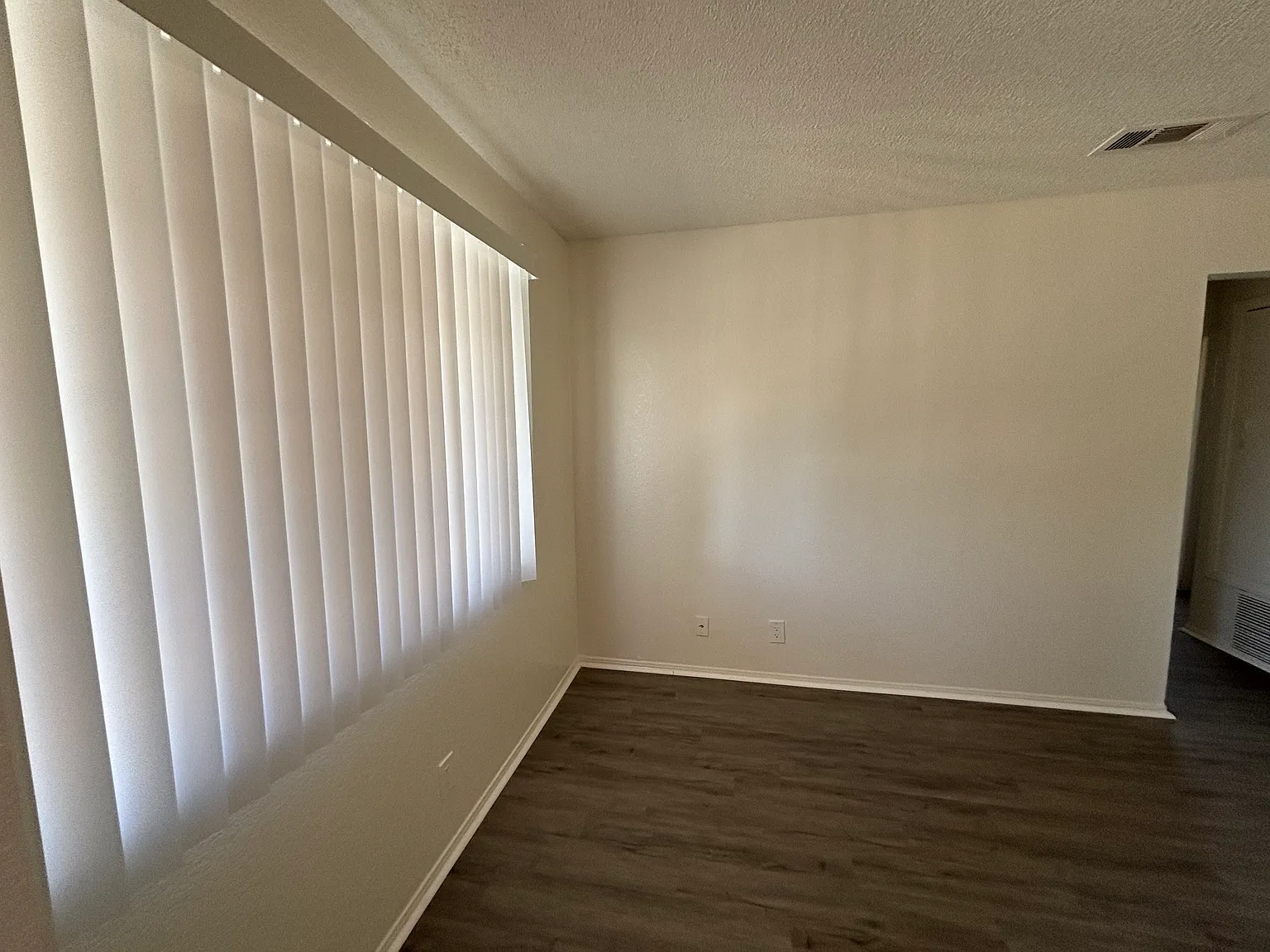 2 bed, $1,595 — Photo 4