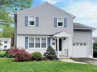 3604 Royal Rd, Endwell, NY 13760