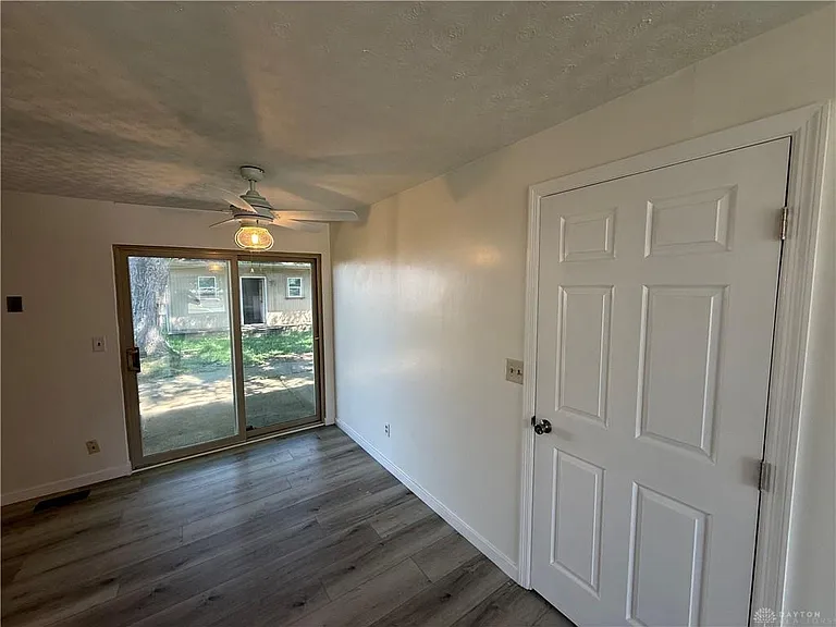 7619 Bassett Dr — Photo 3