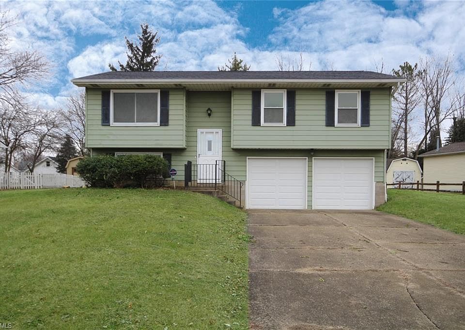 1st image of 126 Carter Cir