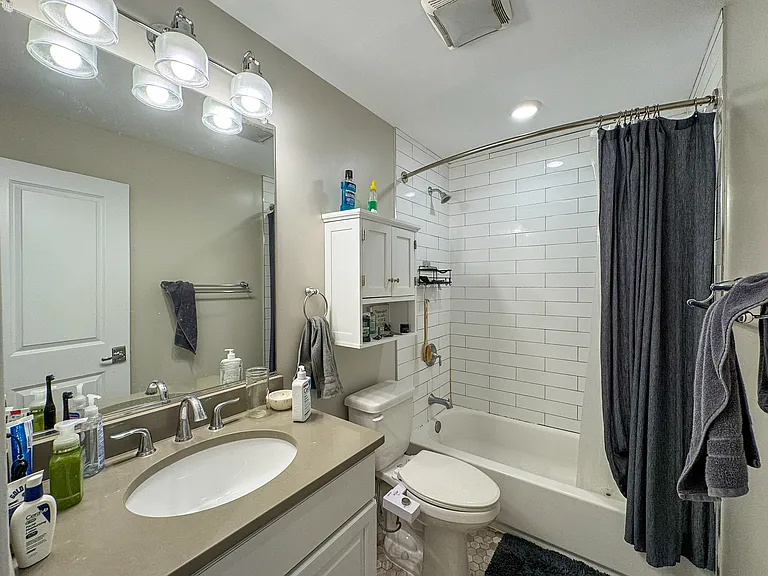 1609 New Jersey Ave NW #A — Photo 48