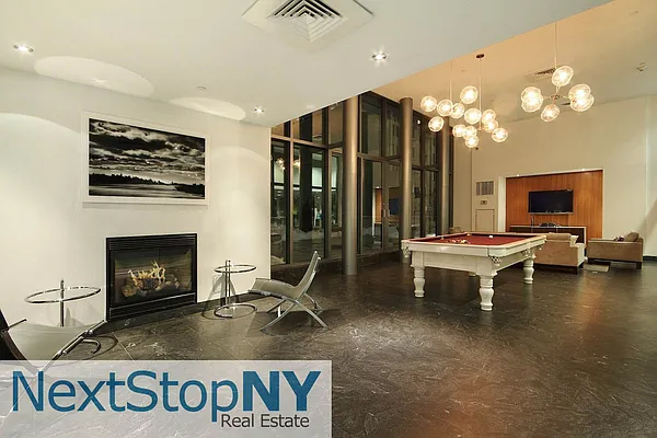 Rented by NextStopNY | media 51