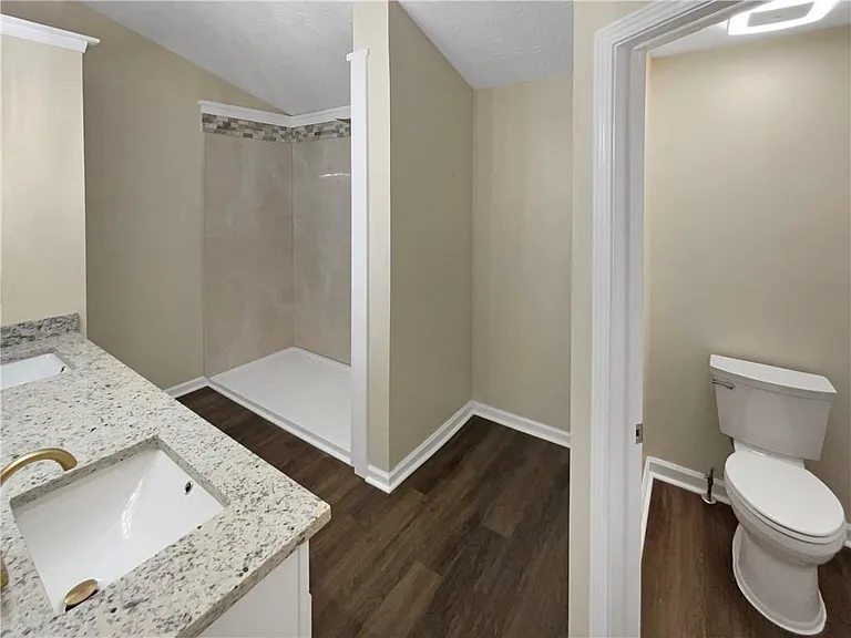 40 Whitney Trce — Photo 21