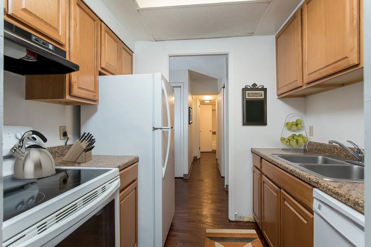 Park Guilderland Apartment Homes — Photo 3