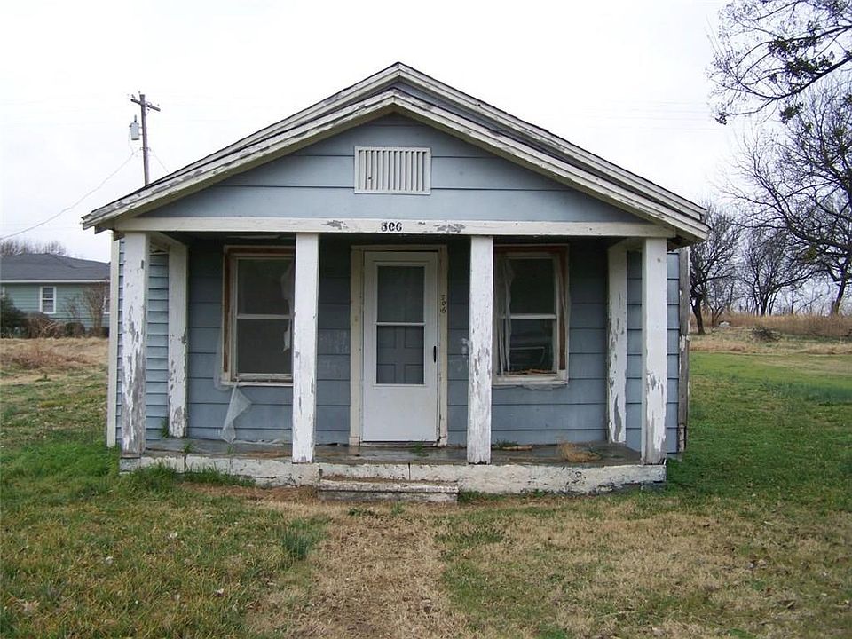 1st image of 506 N Dean A McGee Ave