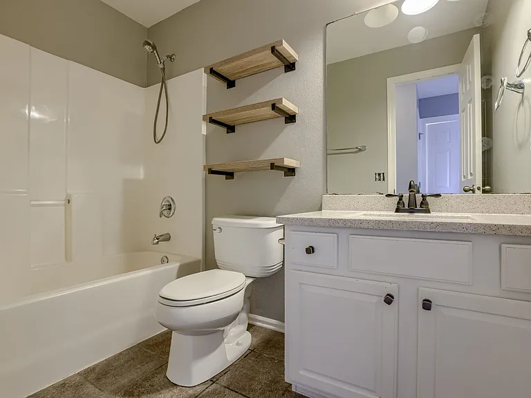 15405 Fillmore Cir — Photo 17