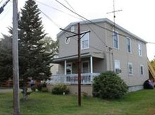 706 Rathbun St, Blackstone, MA 01504