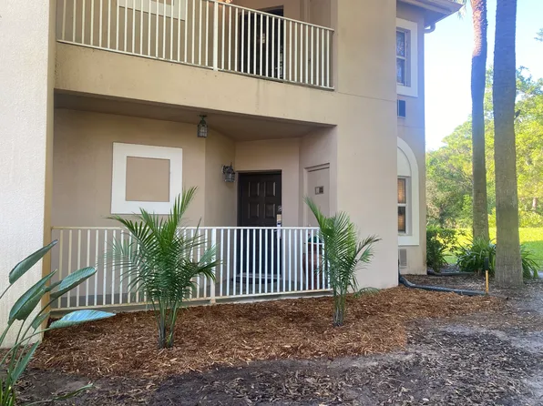 9882 Perfect Dr, Pt Saint Lucie, FL