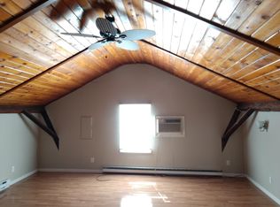 3871 Oneida St #E, New Hartford, NY 13413