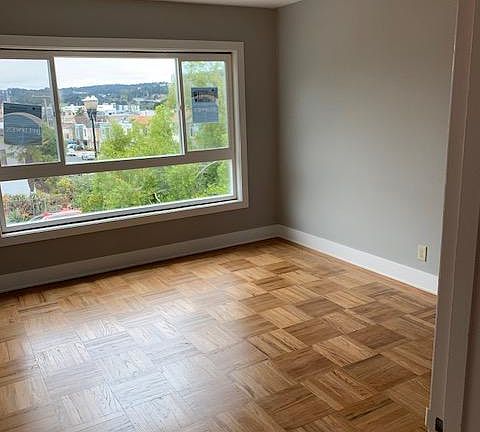 4th image of 126 School St APT 1