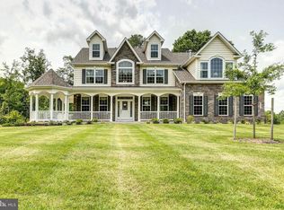 6994 Napa Dr, Chesapeake Beach, MD 20732